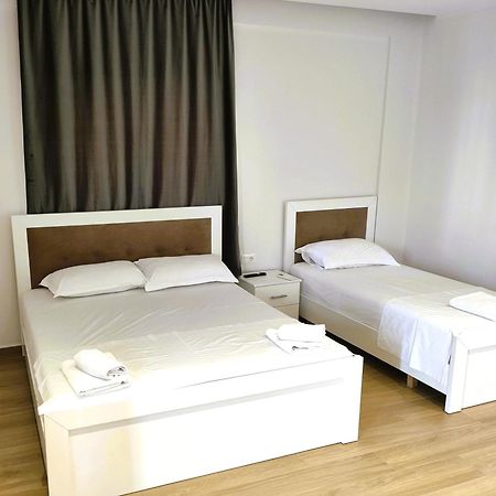 Hola Rooms Ksamil Buitenkant foto