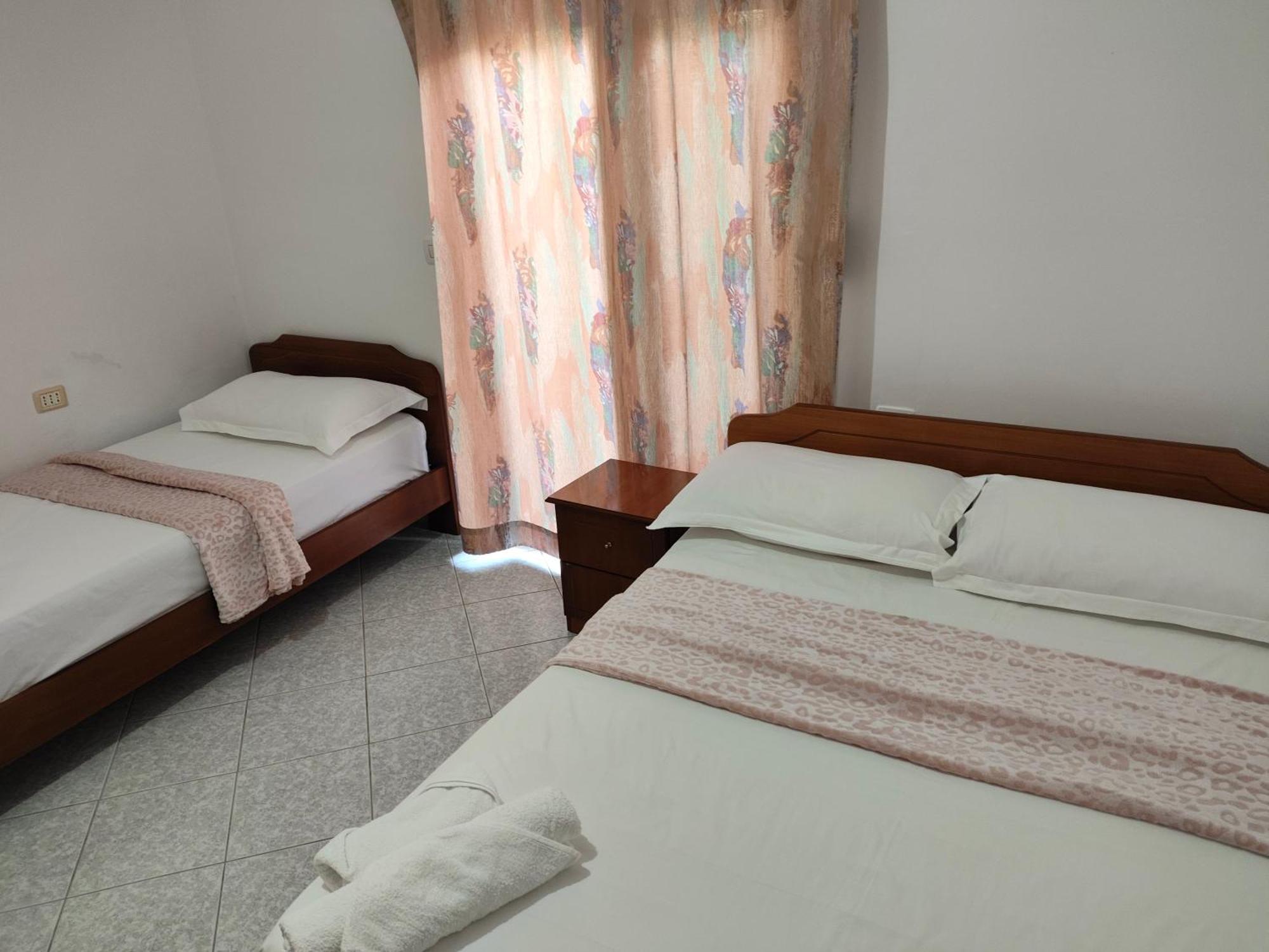 Hola Rooms Ksamil Buitenkant foto