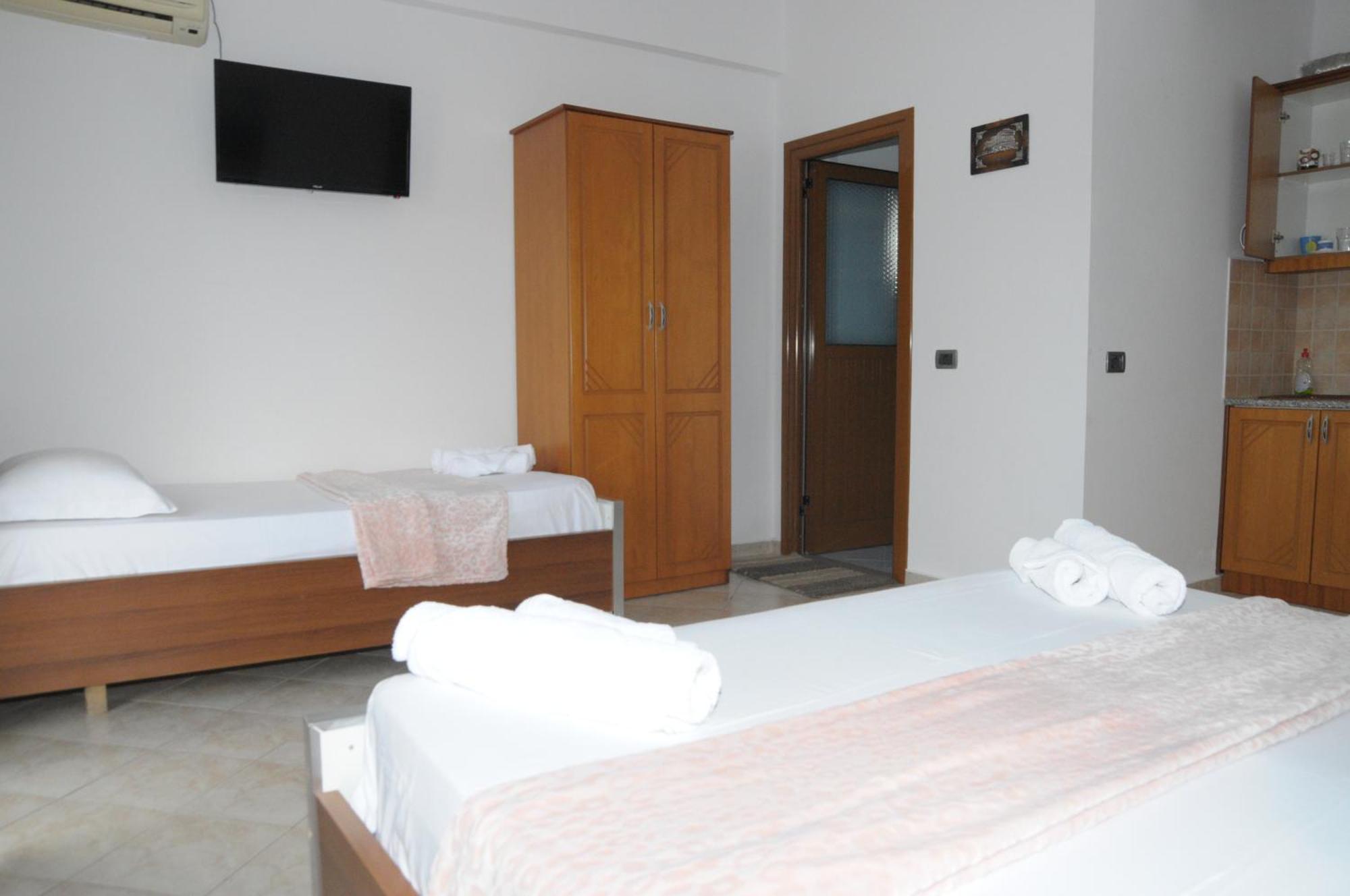Hola Rooms Ksamil Buitenkant foto