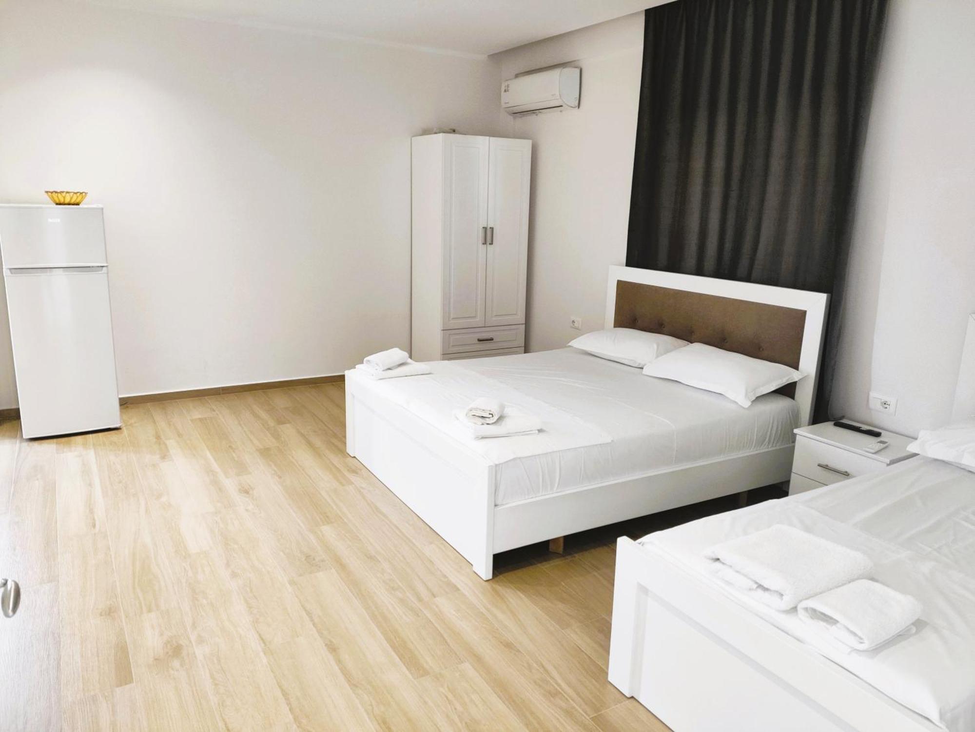 Hola Rooms Ksamil Buitenkant foto