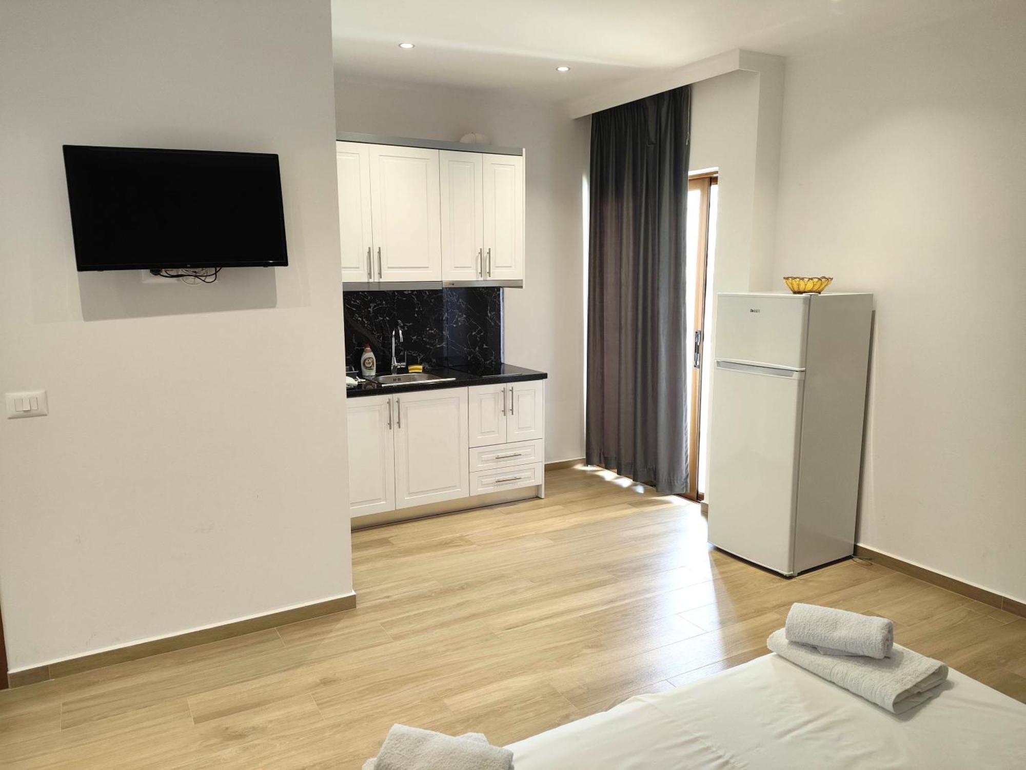 Hola Rooms Ksamil Buitenkant foto